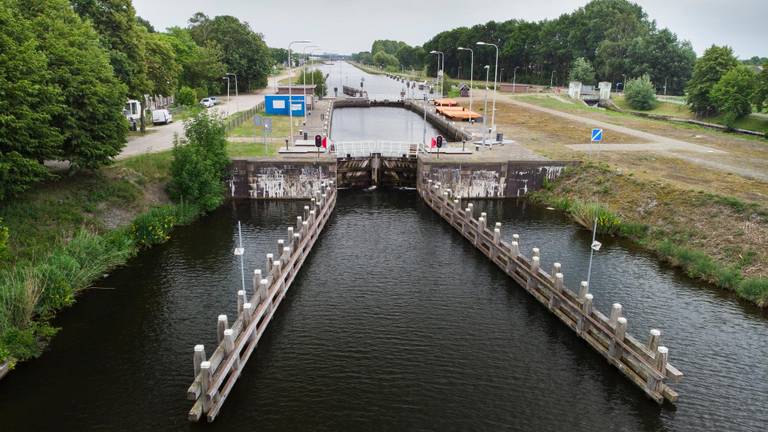 Sluis II (foto: Rijkswaterstaat).