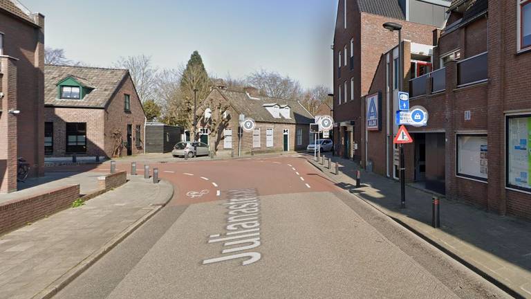 De vrouw werd aangereden op de Julianastraat in Asten (foto: Google Streetview).