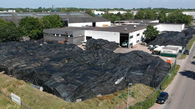 De kunstgrasmattenberg bij TUF in Dongen (foto: Jan Peels).