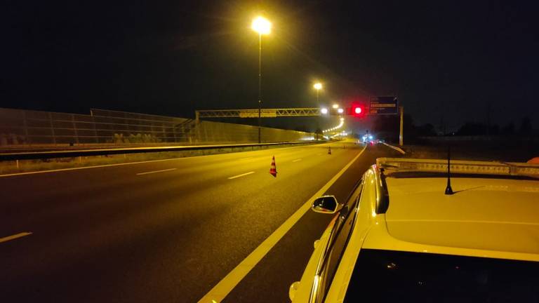 De politie hield een snelheidscontrole (foto: Twitter Team Verkeer Zeeland-West-Brabant).