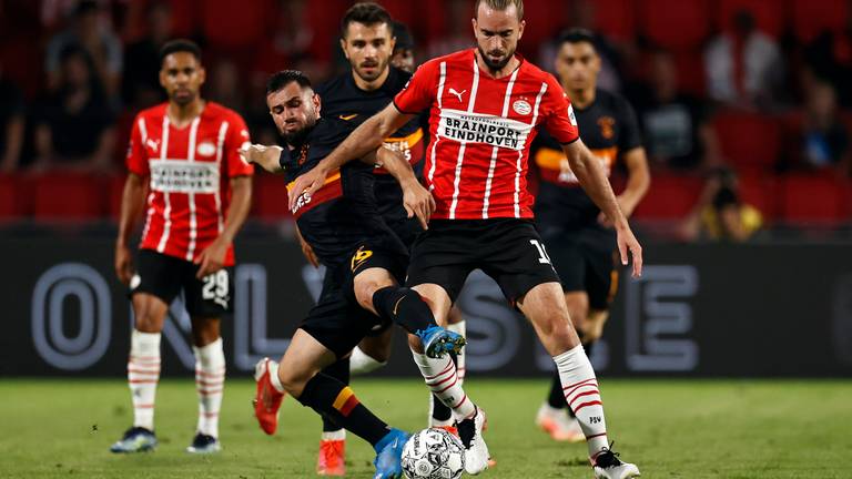 PSV won afgelopen woensdag met 5-1 van Galatasaray (foto: ANP).