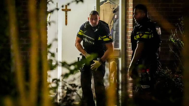 De man werd bij zijn huis neergeschoten (foto: SQ Vision).