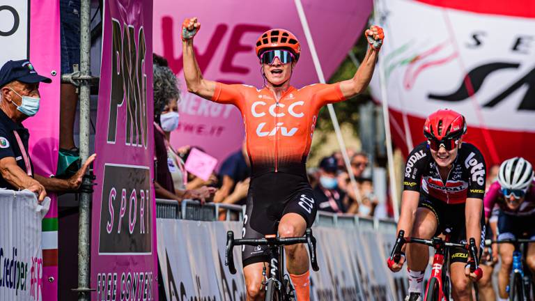 Marianne Vos mag juichen in de Giro Rosa (foto: OrangePictures).