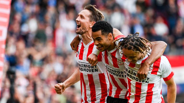 Vreugde bij de PSV-spelers (Foto: ANP)