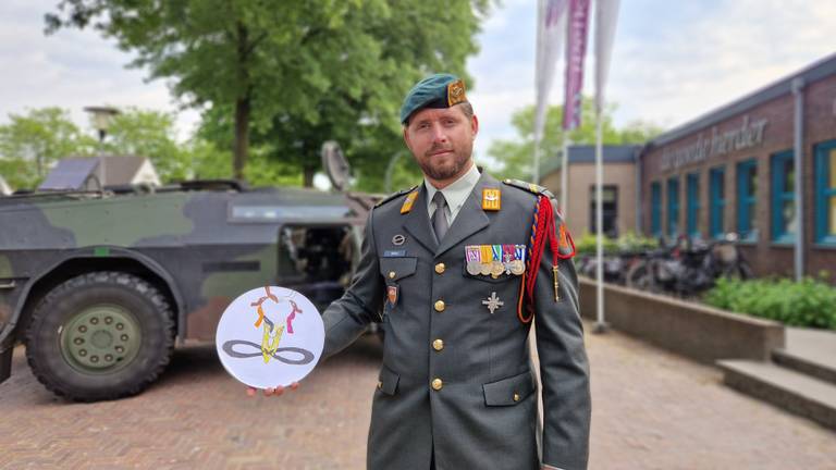 Luuk Elshout met de medaille (foto: Noël van Hooft).