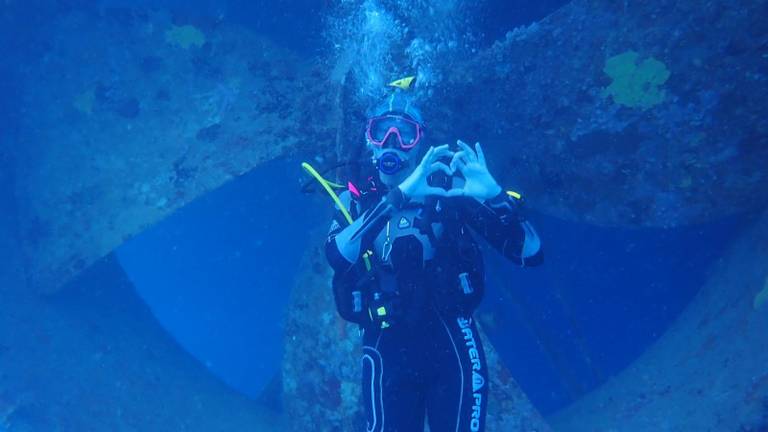 Onder water heeft Tanja geen last van de regen en de coronamaatregelen op Curaçao (privéfoto).