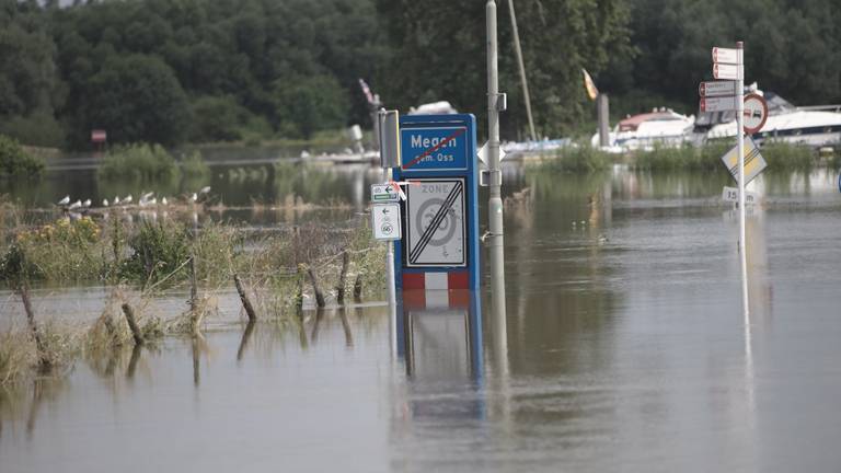 Beelden van het hoogwater in de regio Oss en Den Bosch