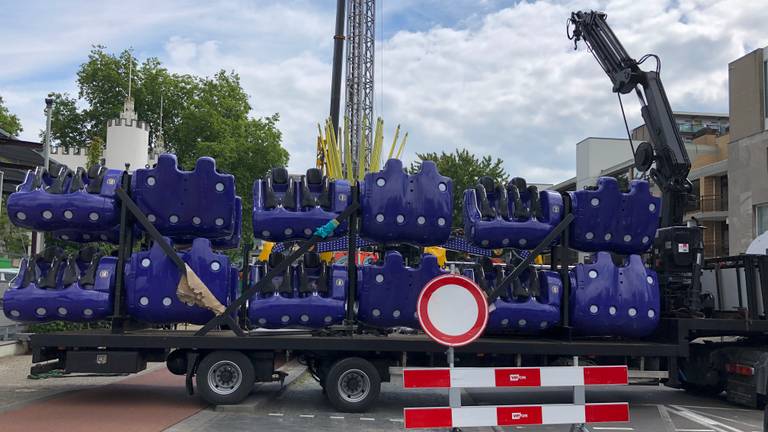 De Tilburgse kermis in aanbouw (Foto: Agnes van der Straaten)