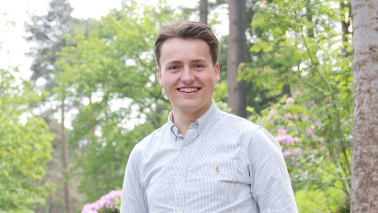 Ewout van Hoek uit Tilburg (19) is verkiesbaar voor het Europarlement (PvdD).