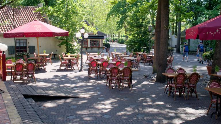 De horeca in de Efteling is al weken gesloten (archieffoto: Eric de Redelijkheid/Flickr).