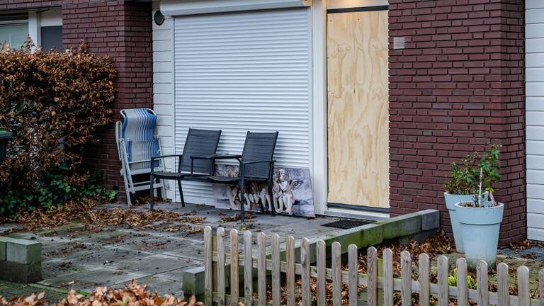 De explosie vond plaats bij een huis aan de Roodeschoolstraat in Tilburg.