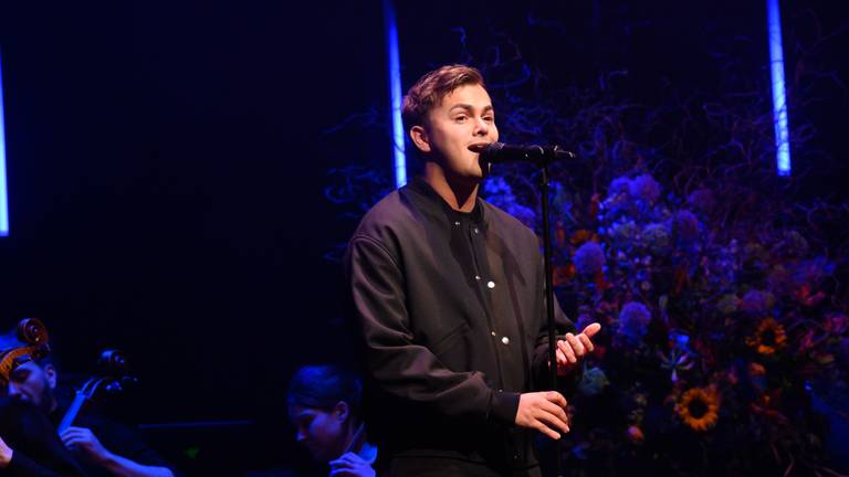 Flemming in Theater aan de Parade vrijdagavond (foto: Theater aan de Parade).