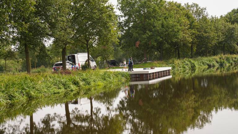 Volgens de politie zou de man een vermiste visser zijn (foto: Harrie Grijseels/SQ Vision).