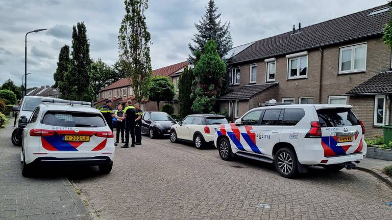 De politie in de Rozemarijn (foto: Toby de Kort/SQ Vision Mediaprodukties).