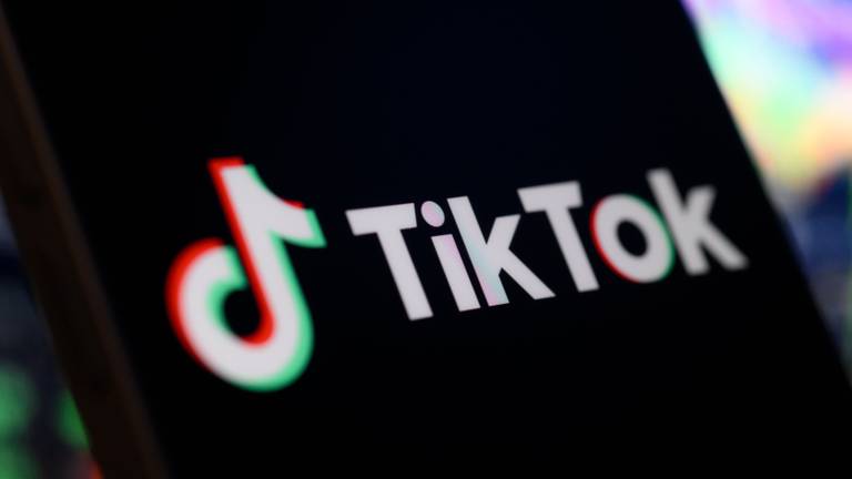 TikTok op een mobiele telefoon (foto: Jaap Arriens/ANP 2023)