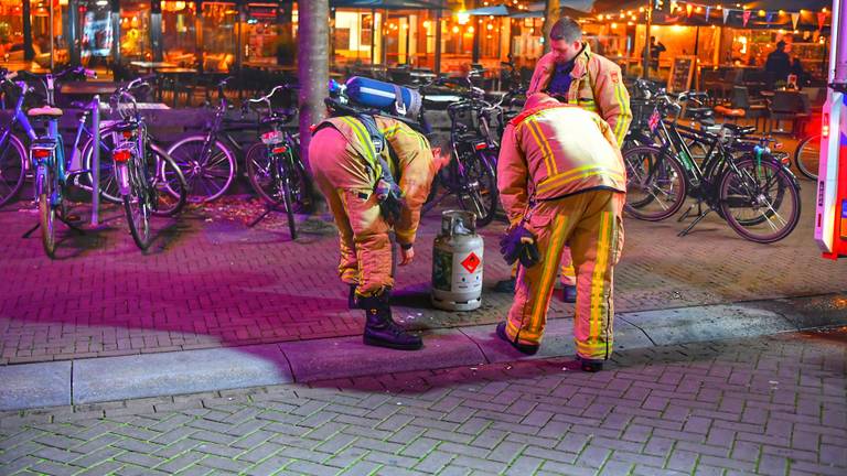 Gasbrander vat vlam (foto: Rico Vogels/SQ Vision).