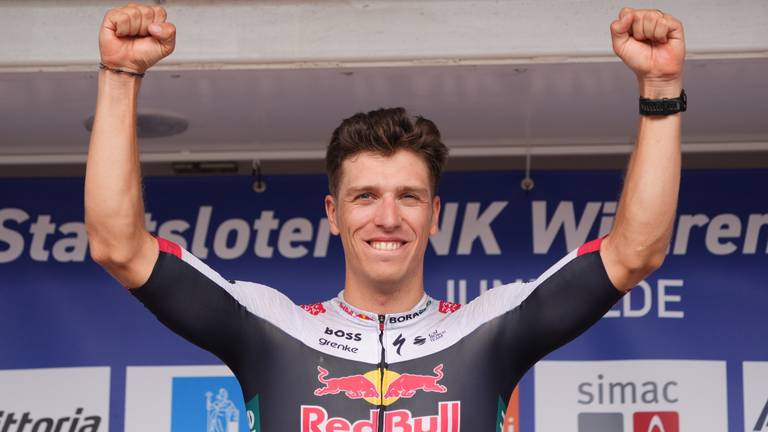 Danny van Poppel bij het winnen van het NK in Ede (foto: ANP)