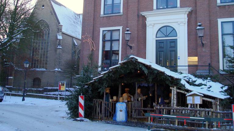 De kerststal aan de Haagse Markt in Breda (foto: Henk Voermans)