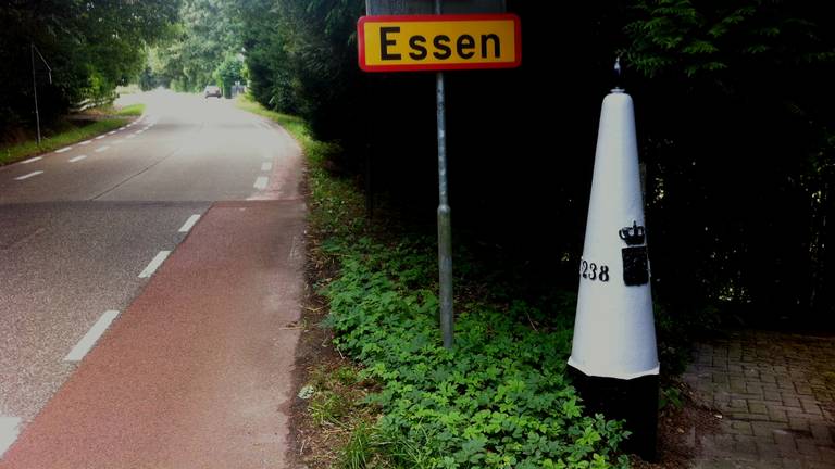 De grens bij Essen (foto: Raoul Cartens).
