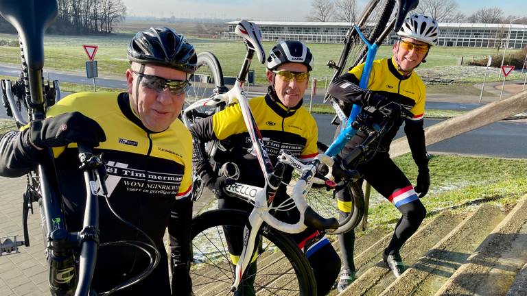 Corné Adriaansen, Corné Nuijes en Wim van Duijn op de WK trap in Hoogerheide (foto: Erik Peeters).
