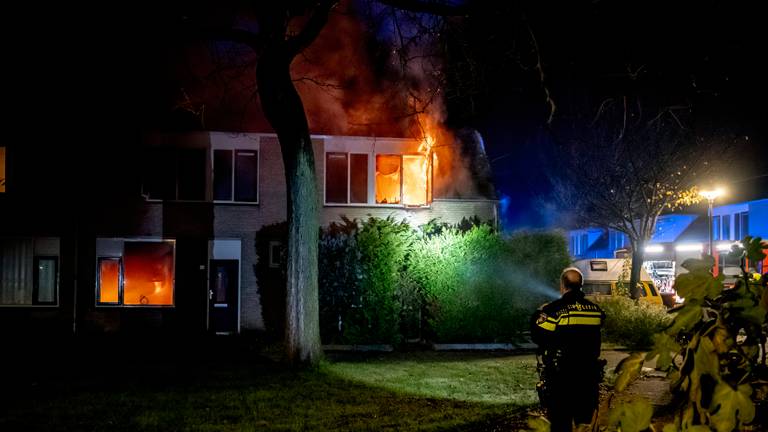 Fatale brand in Oosterhout is aangestoken, dode is vermoedelijk bewoner