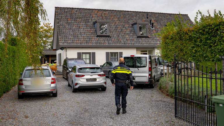 Een inval aan de Binnen in Dussen (foto: Iwan van Dun/SQ Vision Mediaprodukties).