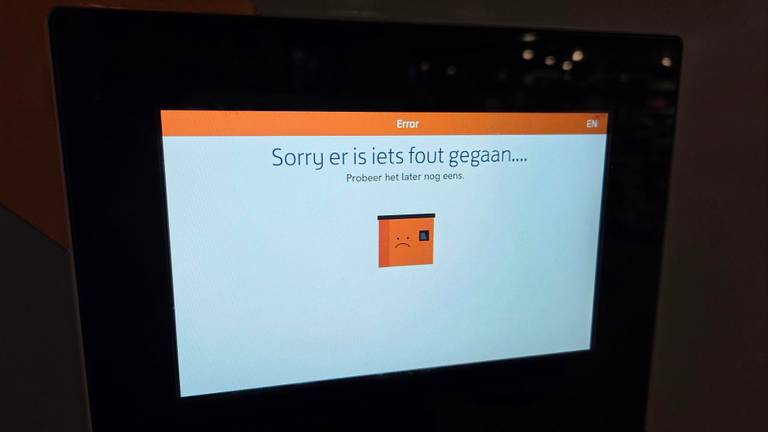 De mededeling die klanten te zien kregen door de storing bij PostNL (foto: Noël van Hooft).