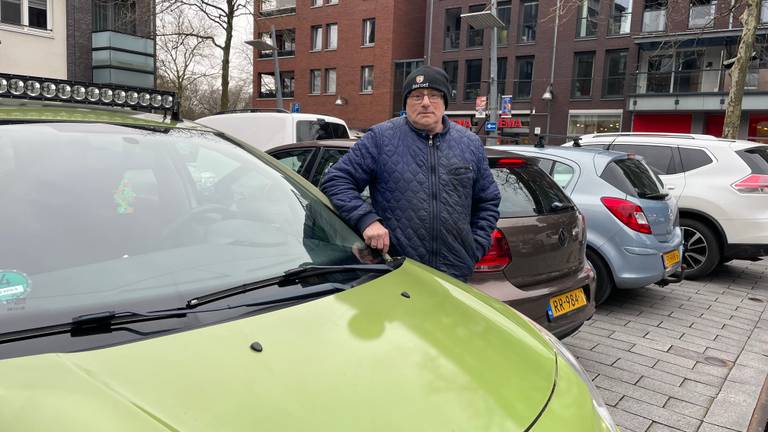 Sinds parkeren in het centrum van Deurne gratis is, is er nauwelijks een plekje te vinden