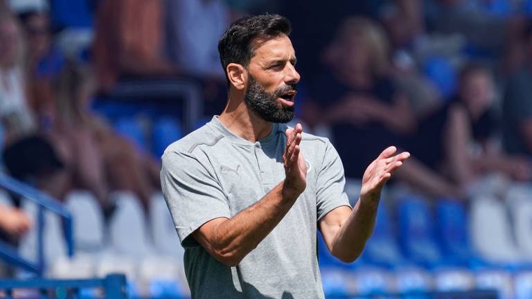 Ruud van Nistelrooij hier nog als trainer van Jong PSV (foto: Orange pictures).