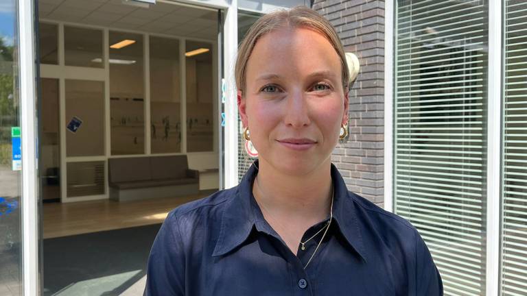 Gedragsdeskundige Jenai van Breda weet alles over femicide (foto: Carlijn Kösters).