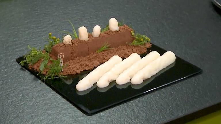 Met de geprinte asperges zijn vervelende sliertjes voorgoed verleden tijd.