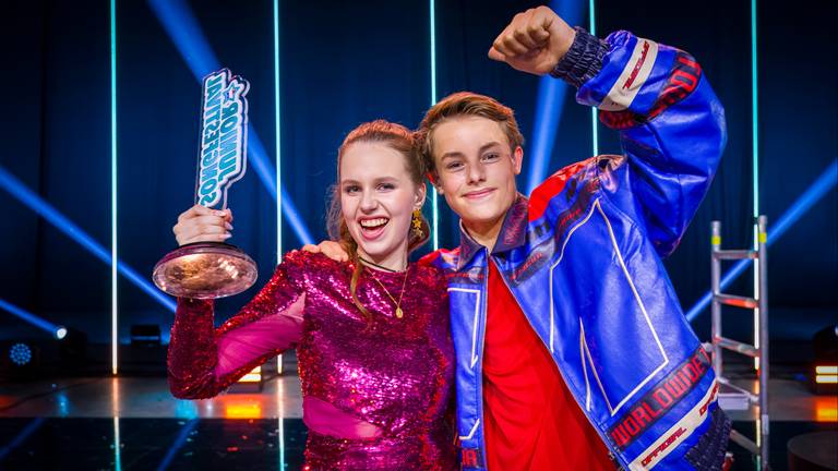 Sep (13) uit Tilburg wint samen met Jasmijn (14) Junior Songfestival