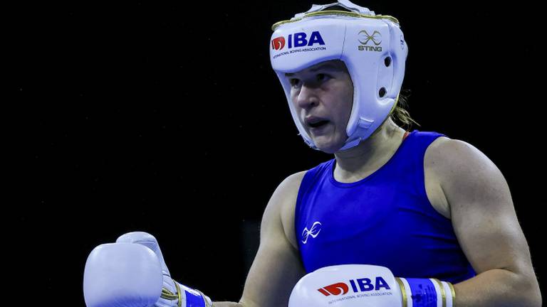 Chelsey Heijnen op WK boksen