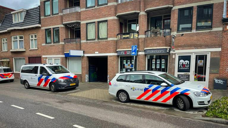 De hoogbejaarde bewoners werden overvallen aan de Vestdijk (foto: SQ Vision). 