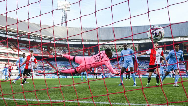 PSV stond bij rust al met 3-0 achter (foto: ANP). 