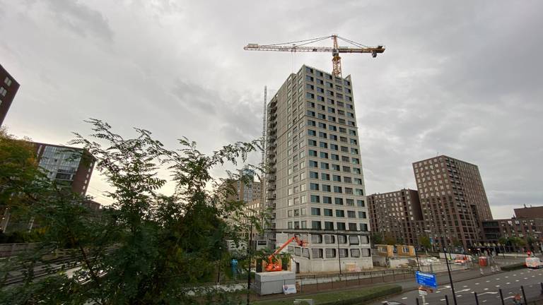 De bouw van appartementencomplex High Lane (foto: Pieter Soethout).