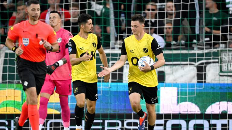 Janocek scoort uit een strafschop de enige treffer voor de Bredanaars (Foto: ANP)