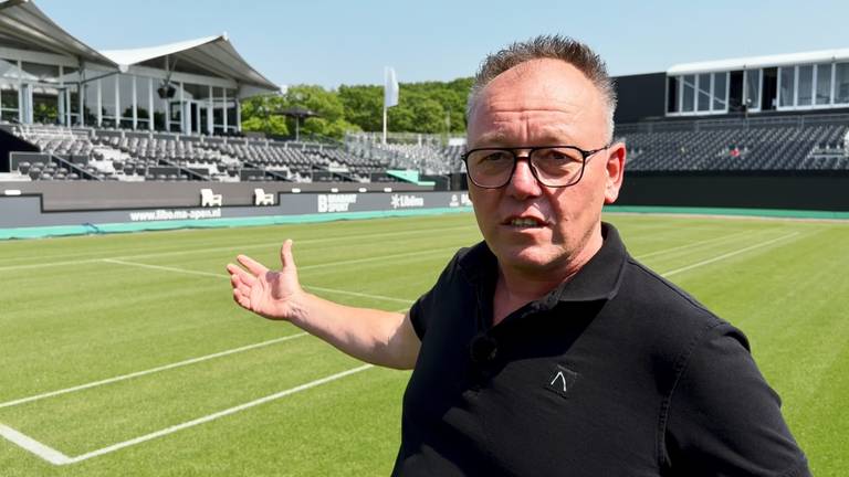 Ed Hubers groundsmen Libema Open in Rosmalen (foto: Jan Peels)