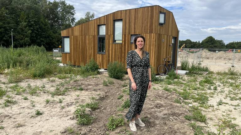 Laura is de eerste bewoner van Minitopia in Eindhoven (foto: Rogier van Son).