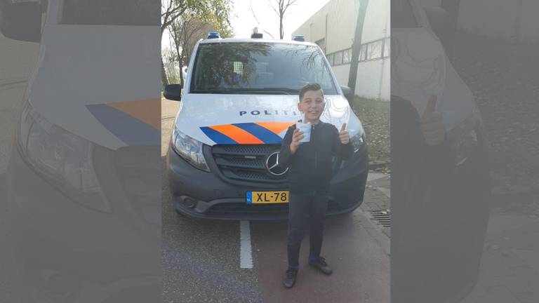 Alihsan (7) haalde zijn C-diploma en heeft nu de dag van zijn leven. Privéfoto.