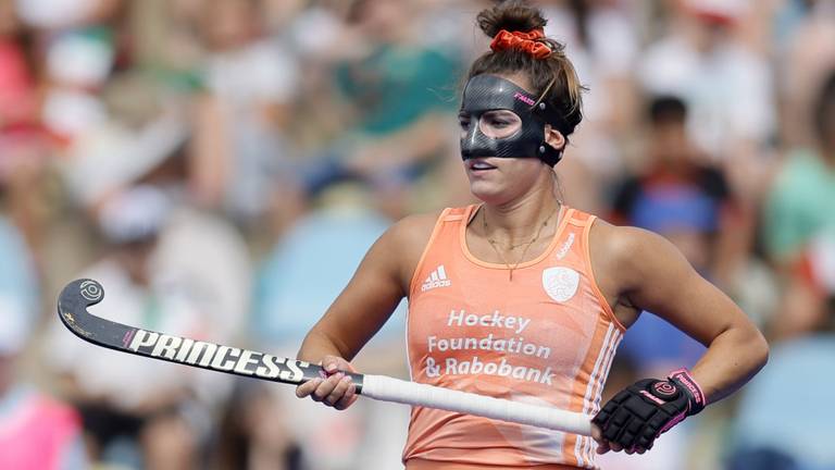 Frédérique Matla, aanvaller van Oranje (foto:  EPA/Ronald Wittek).