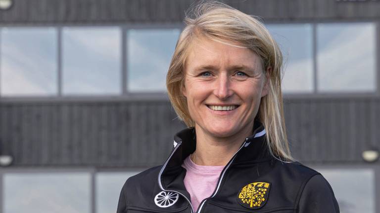 Marieke Dijkstra coach van de vrouwen van HC Den Bosch