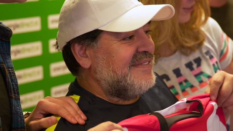 Maradona op bezoek in Mierlo (foto: archief).