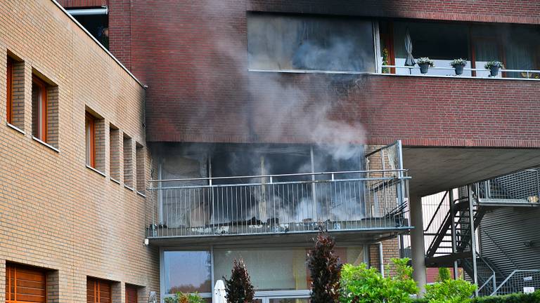 Brand in zorgcentrum: appartementen ontruimd, bewoners opgevangen