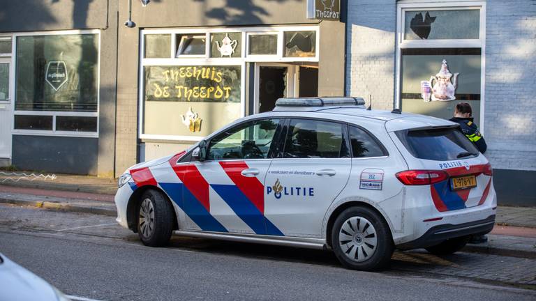 Explosie en schietpartij bij theehuis: buurt is het zat en wil sluiting