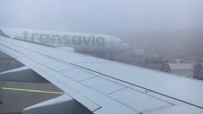 mist op Eindhoven Airport (archieffoto)