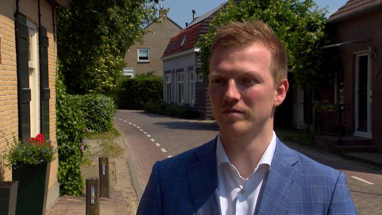 Wethouder Tim Simons leeft met zijn inwoners mee.