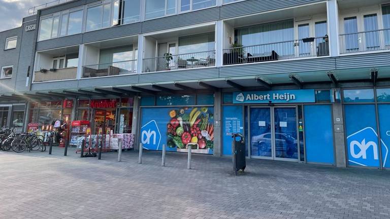 De Albert Heijn aan het Cassandraplein (foto: Tonnie Vossen).