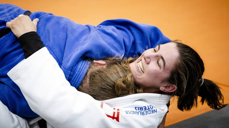 Judoka Guusje Steenhuis tijdens een training op Papendal voorafgaand aan de wereldkampioenschappen judo (foto: ANP).