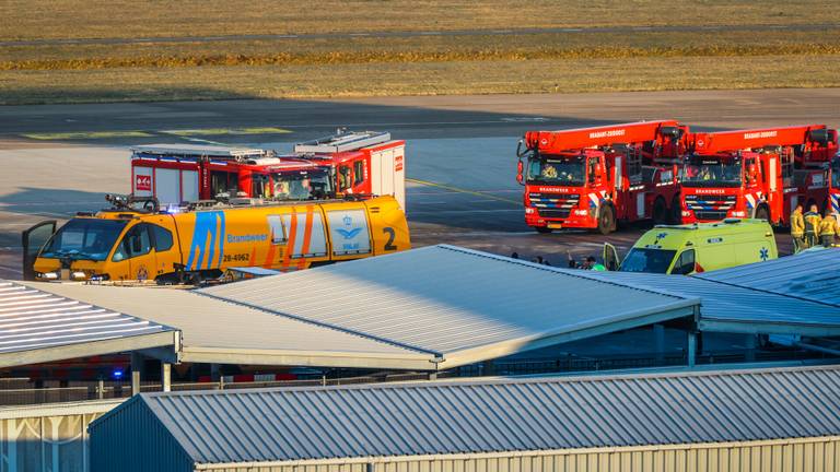 De situatie op Eindhoven Airport was snel onder controle (foto: SQ Vision).